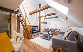 Elevante Residence
